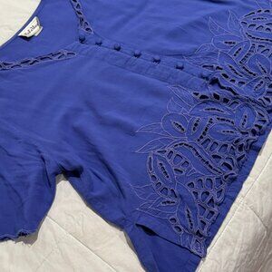 Rough Edge cut out short sleeve top